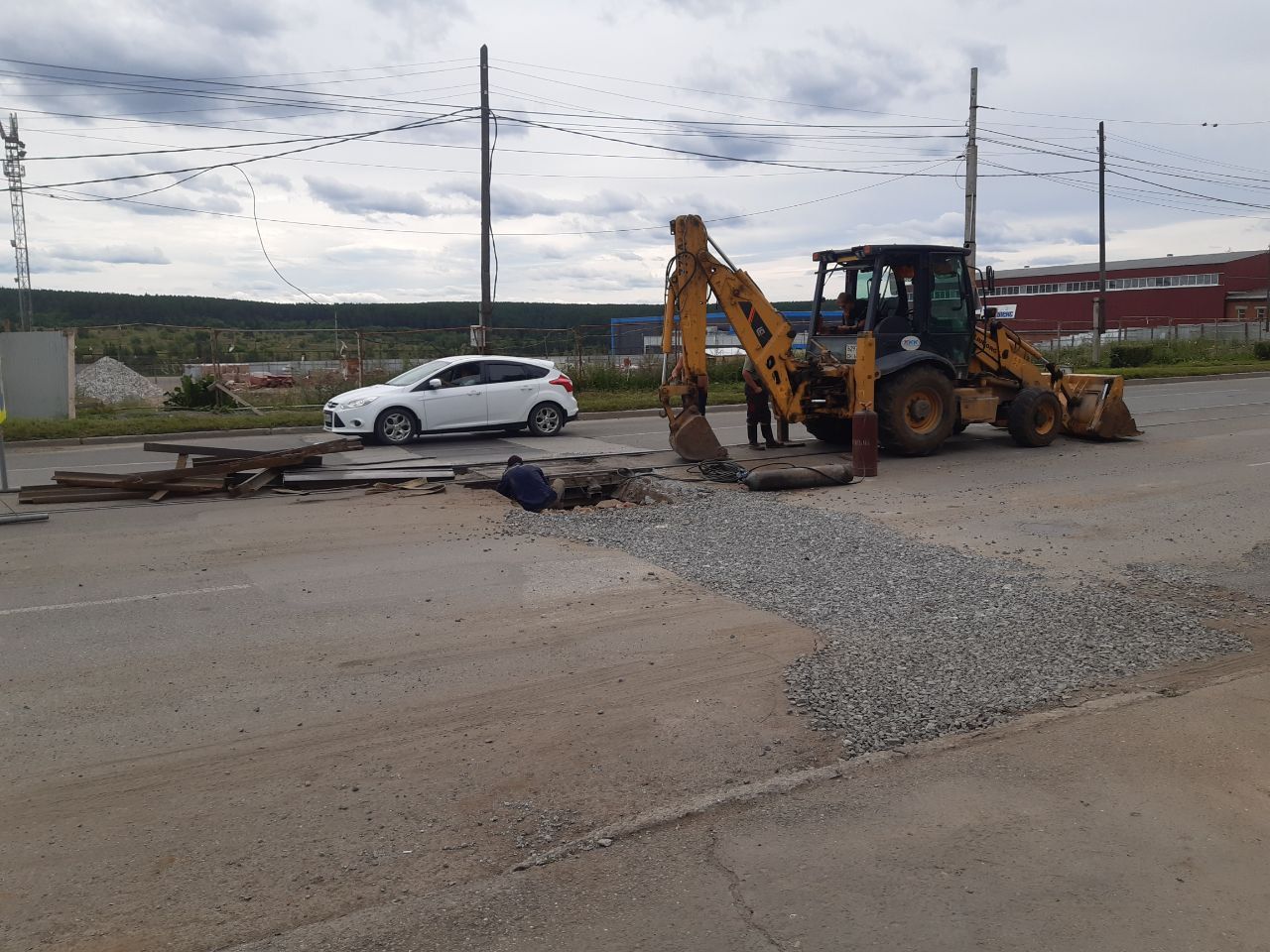 Ливневку на Чкалова, из-за которой травмировались велосипедисты, уберут. Там будет асфальт