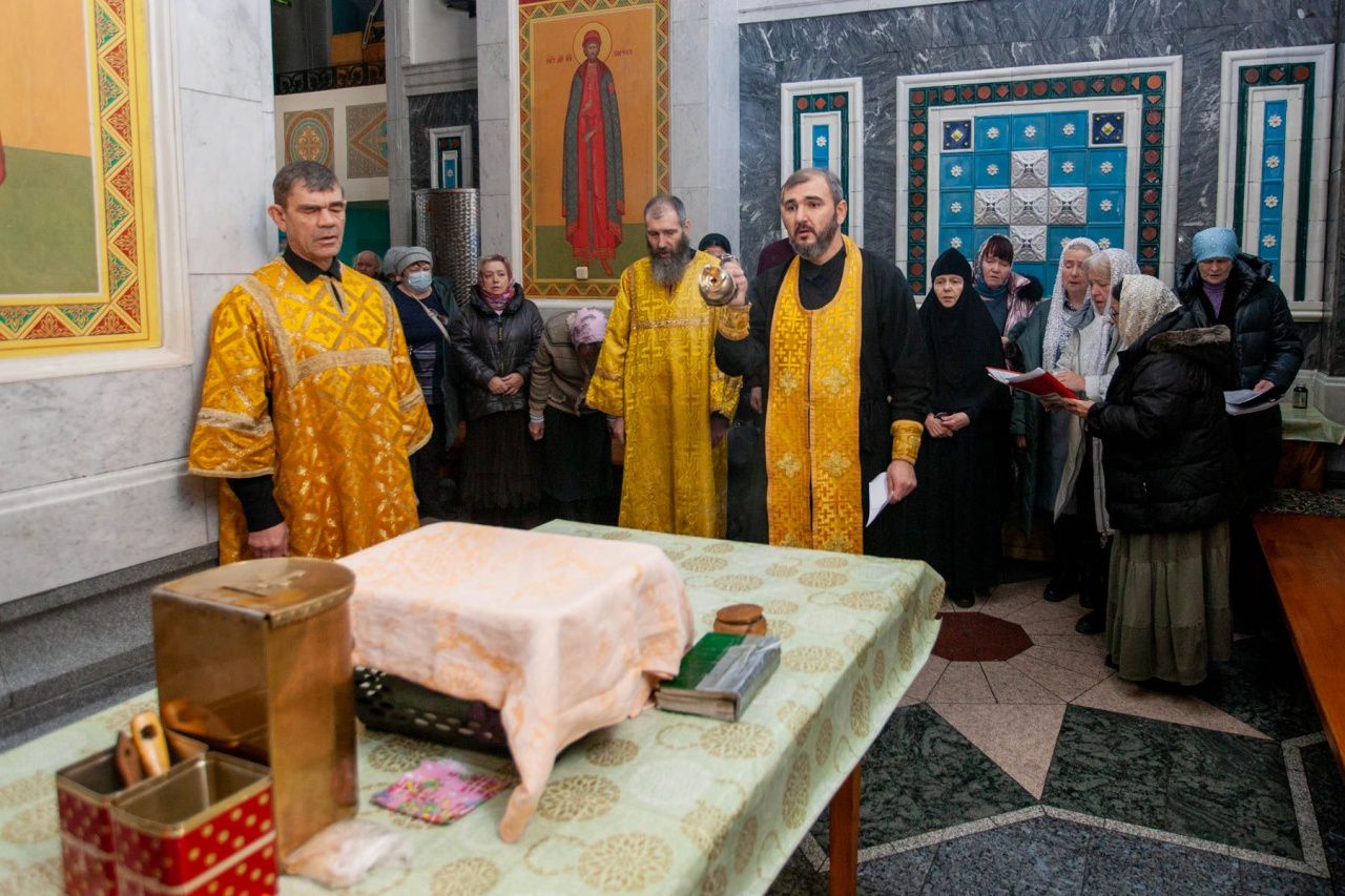 Священники призывают водителей молиться перед поездками