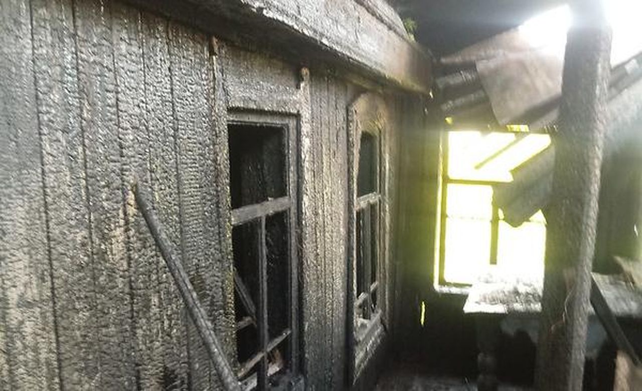 На Суходойке горел полузаброшенный дом