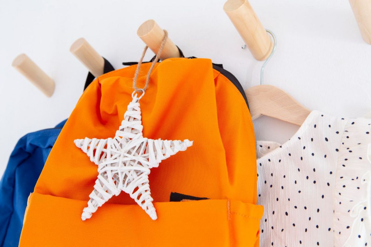 Особенности продажи детской одежды