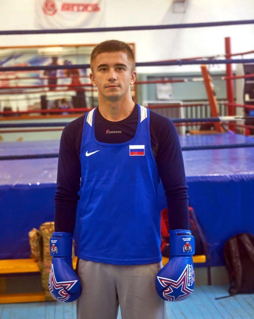 Краснотурьинский боксер вышел в полуфинал чемпионата России по боксу