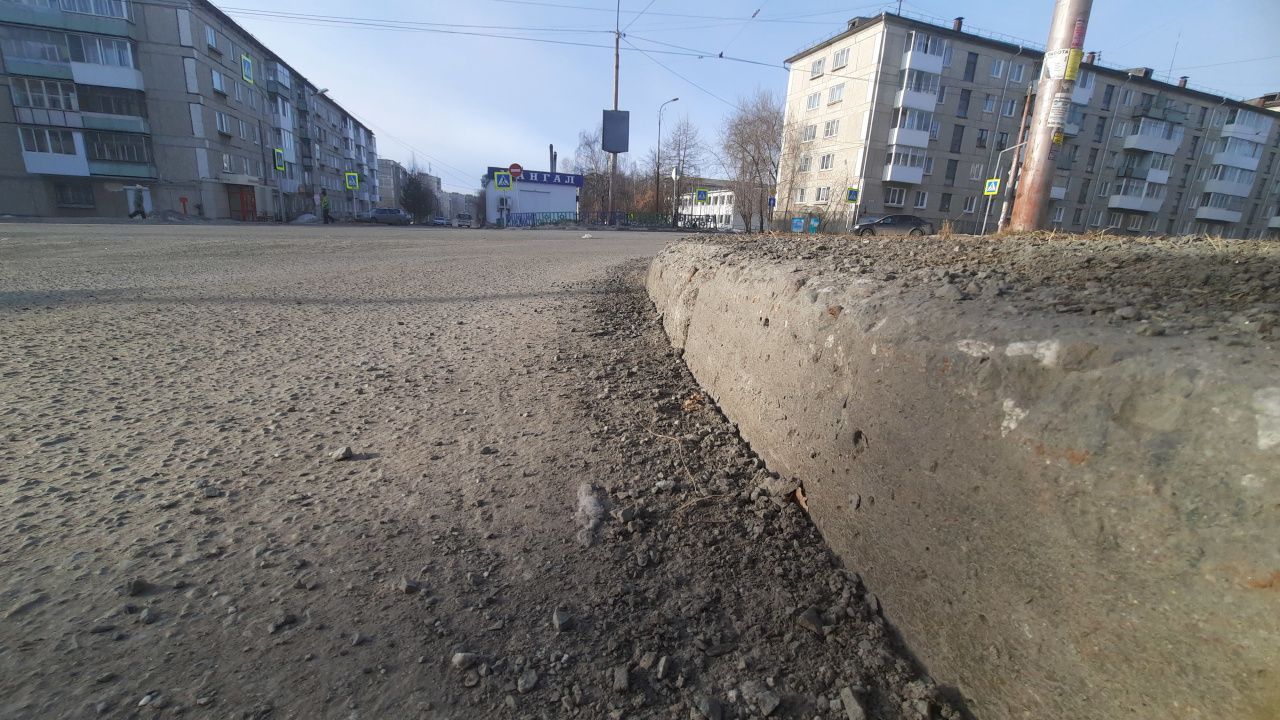 Мэрия пытается найти подрядчика по подметанию щебня