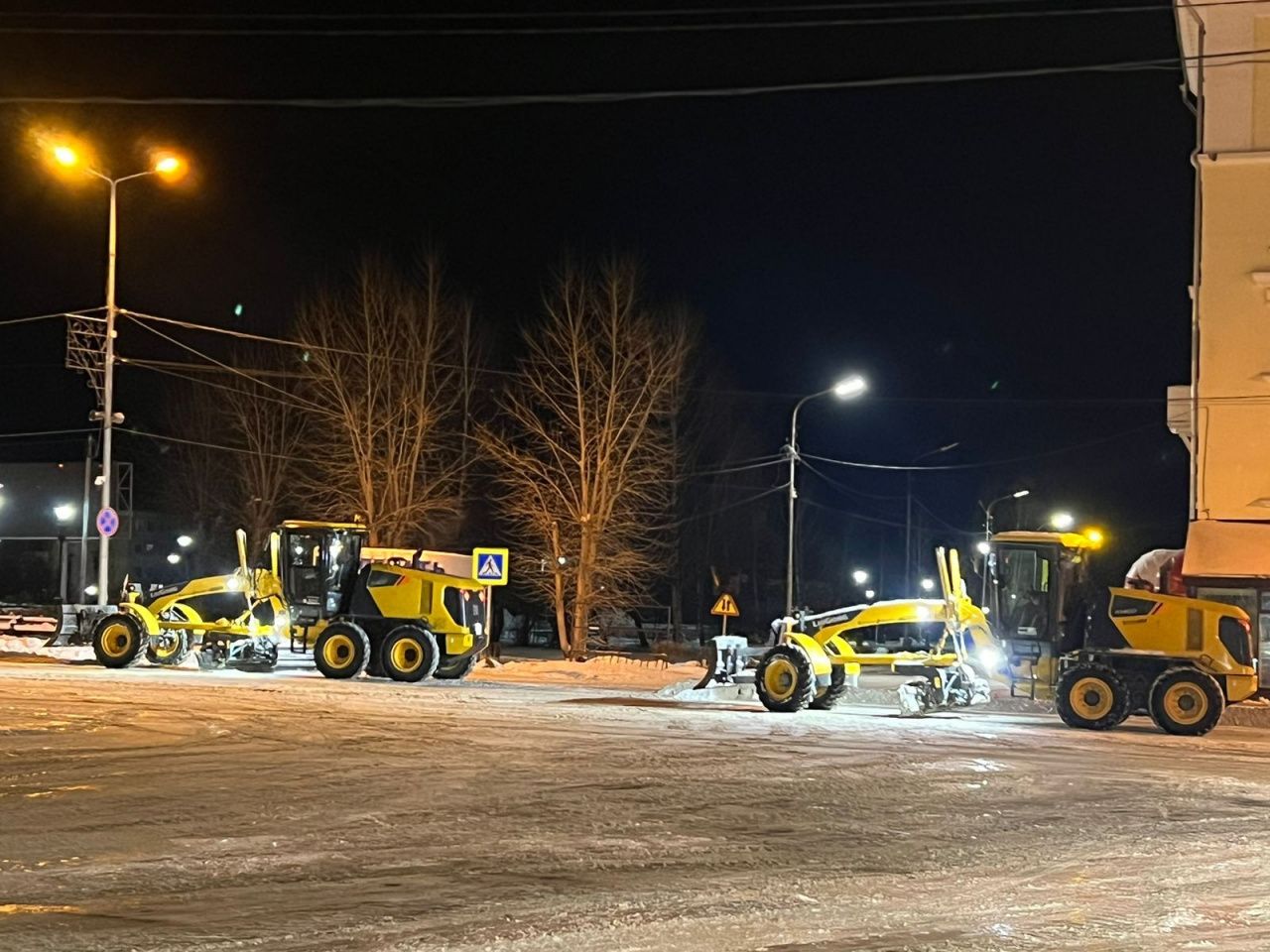 Подрядчик по очистке просит краснотурьинцев убрать авто с обочин 