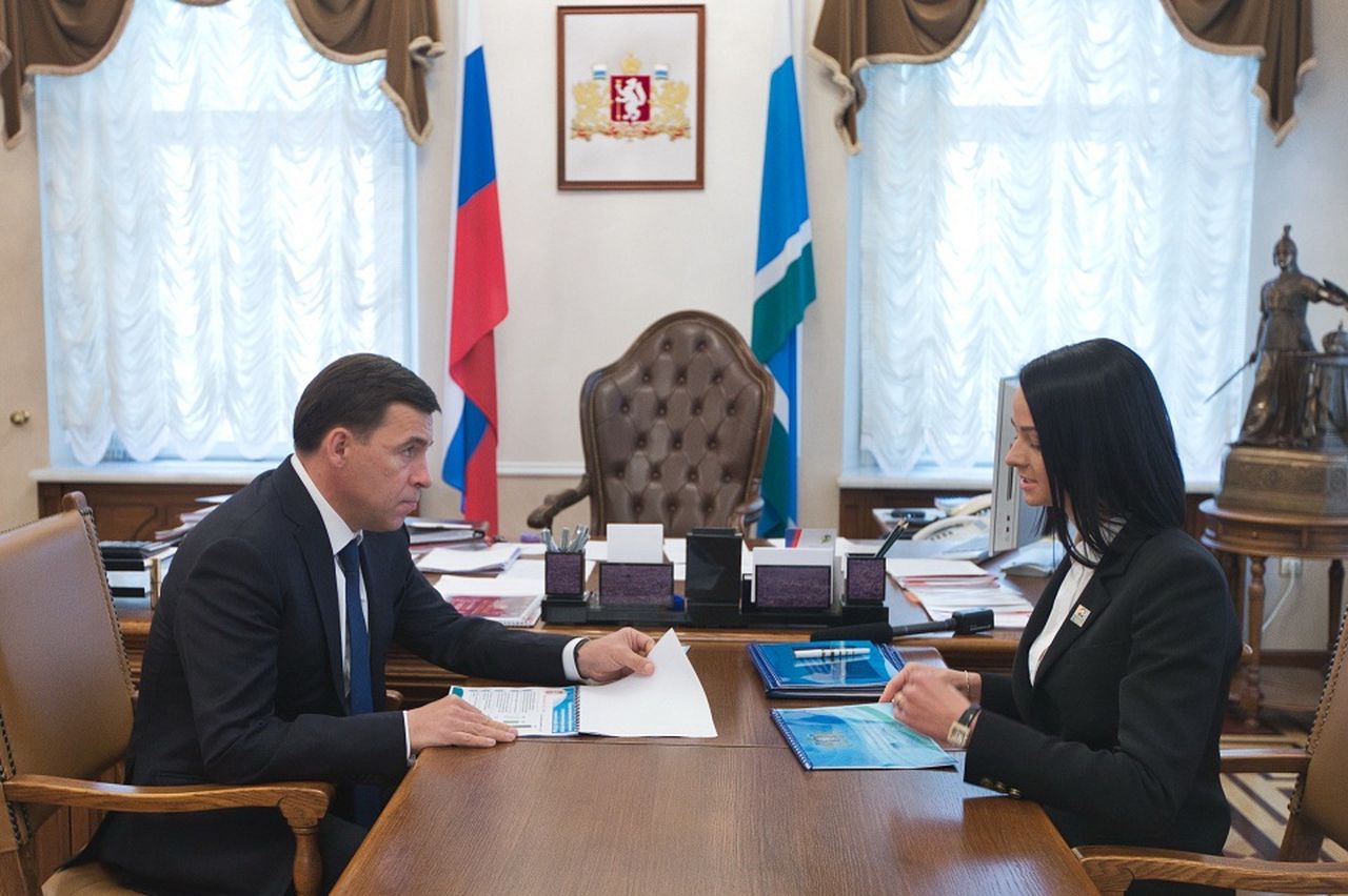 Ольга Глацких отчиталась перед губернатором о реализации молодежной политики в Свердловской области
