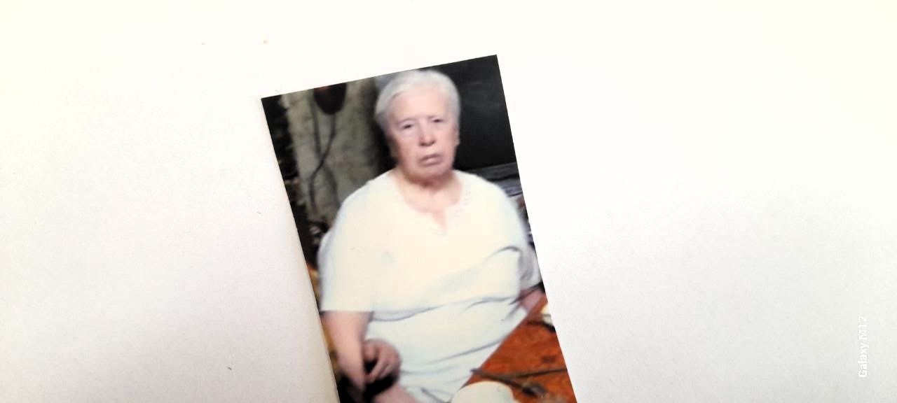 Бывшая работница типографии поблагодарила пришедших на юбилей