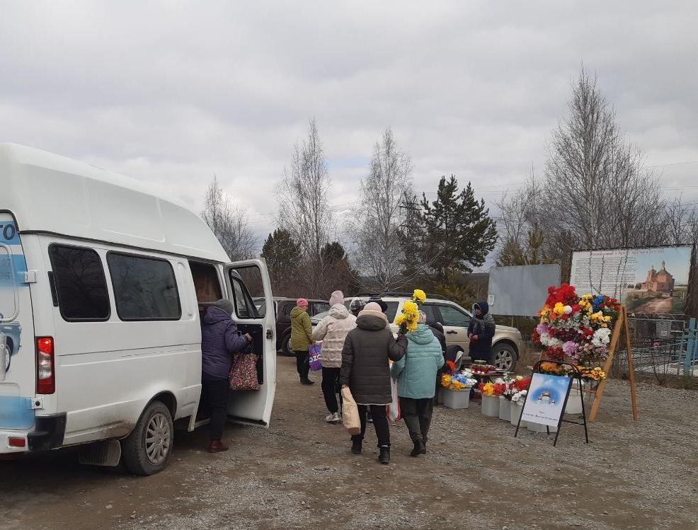 Краснотурьинцы пожаловались на перебои с общественным транспортом в Радоницу. Власти ответили