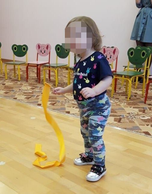 Улучшилось состояние юной серовчанки Стеши, которую отец нашел в сугробе