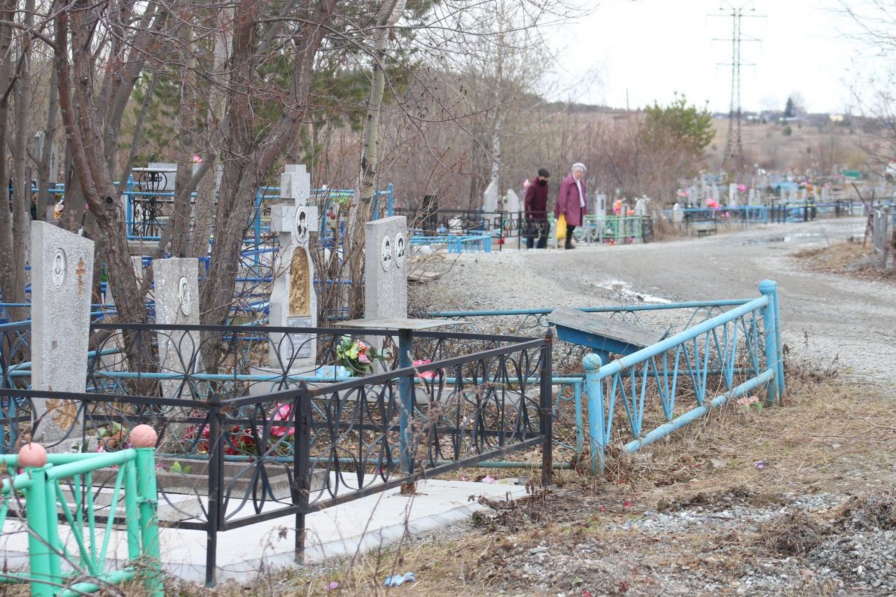 Автобусы до кладбищ будут ходить с 9 до 18 часов с интервалом 15-20 минут