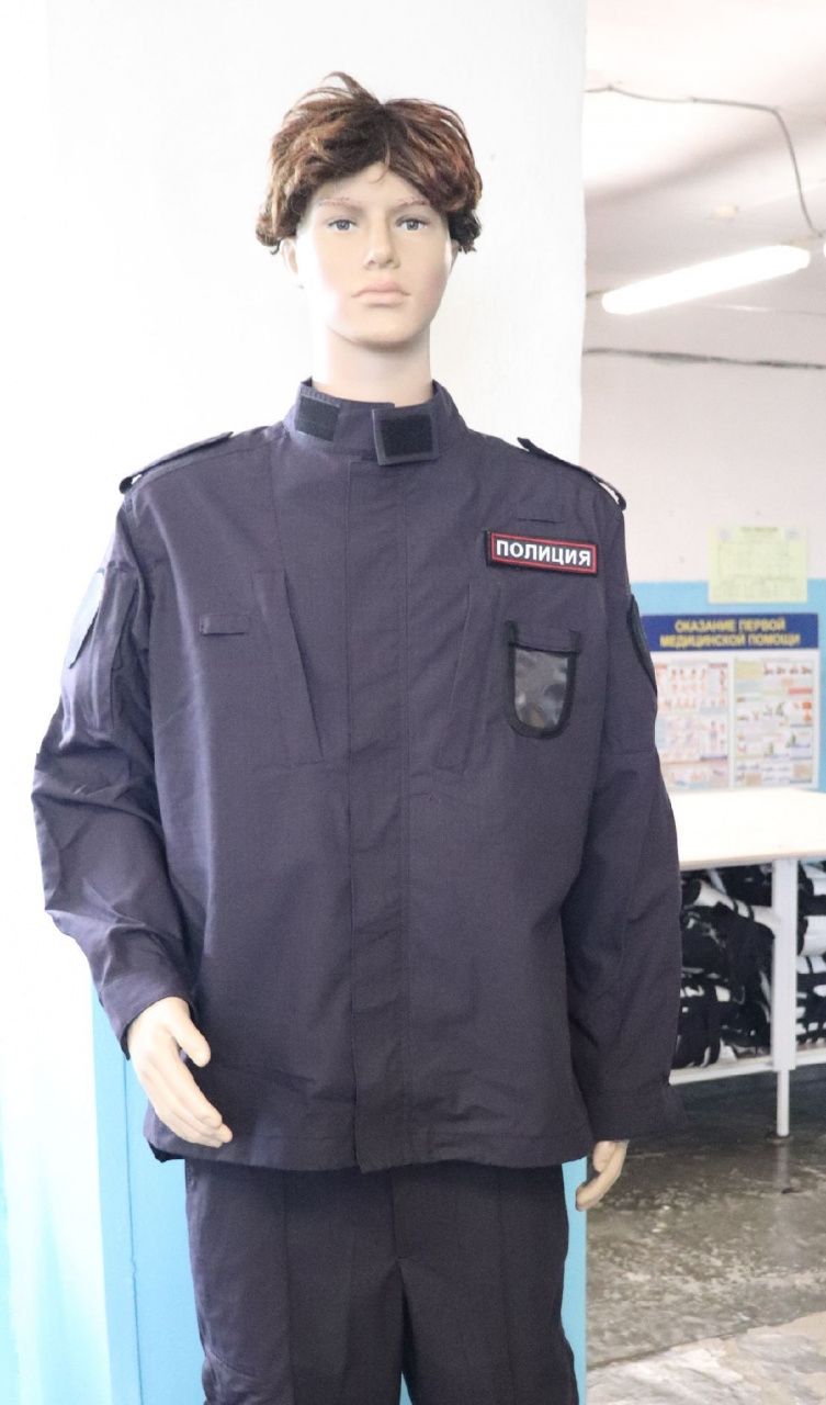 В ИК-16 Краснотурьинска шьют летние тактические костюмы для полиции
