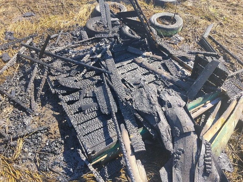 Молния спалила домик для детей на частной территории  