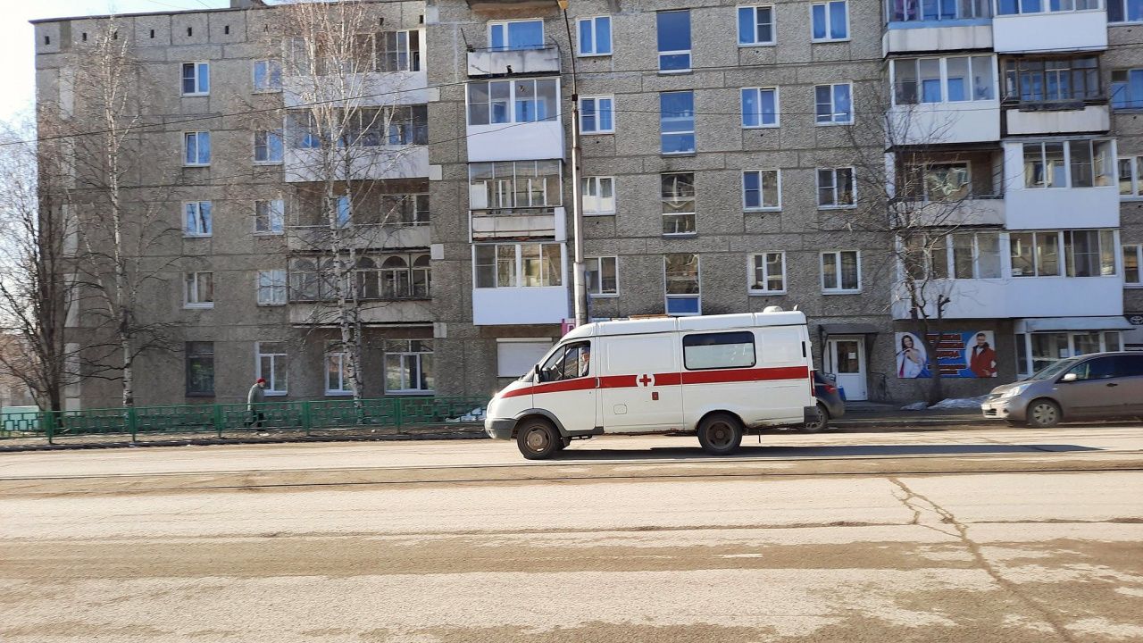 Пятеро подростков получили алкогольные отравления за полгода. Вредные привычки родителей влияют на здоровье детей