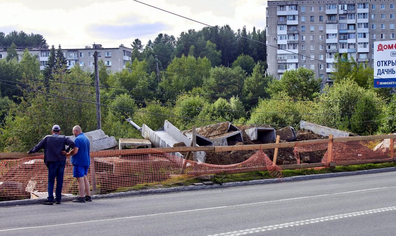 Замглавы прокомментировал ремонт, из-за которого горячая вода в Заречном - не горячая