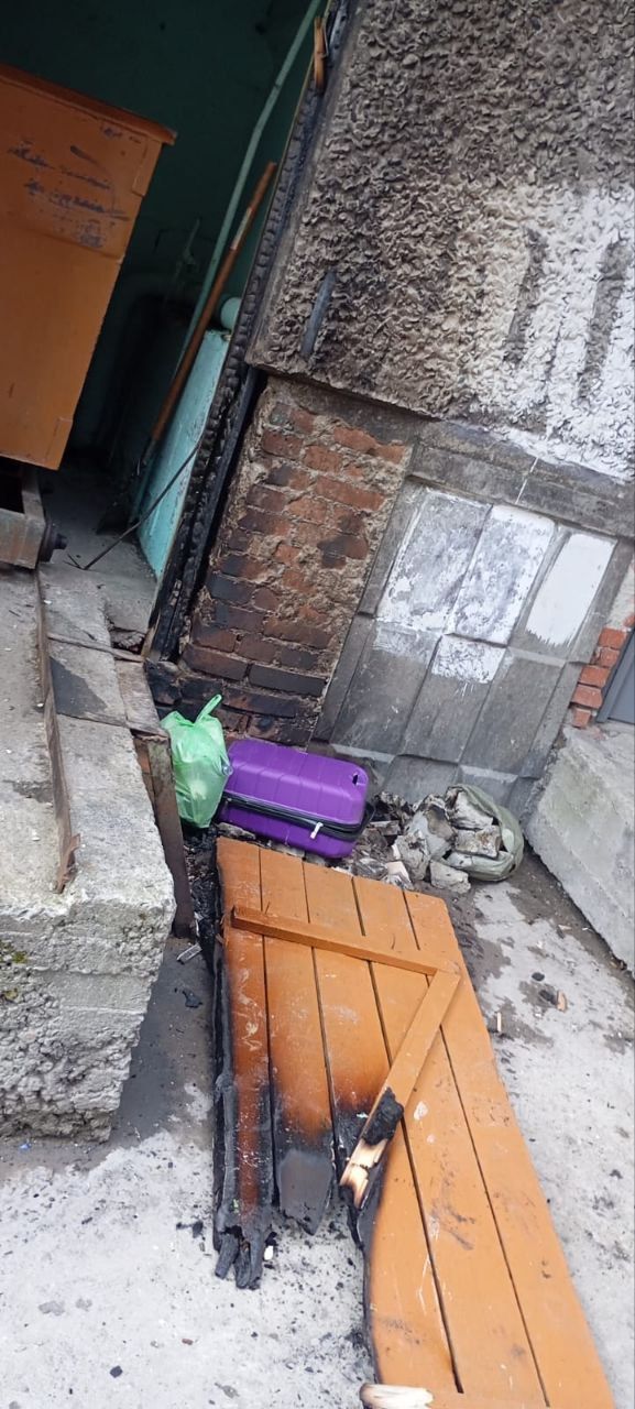 Горел мусор в девятиэтажке на Рюмина