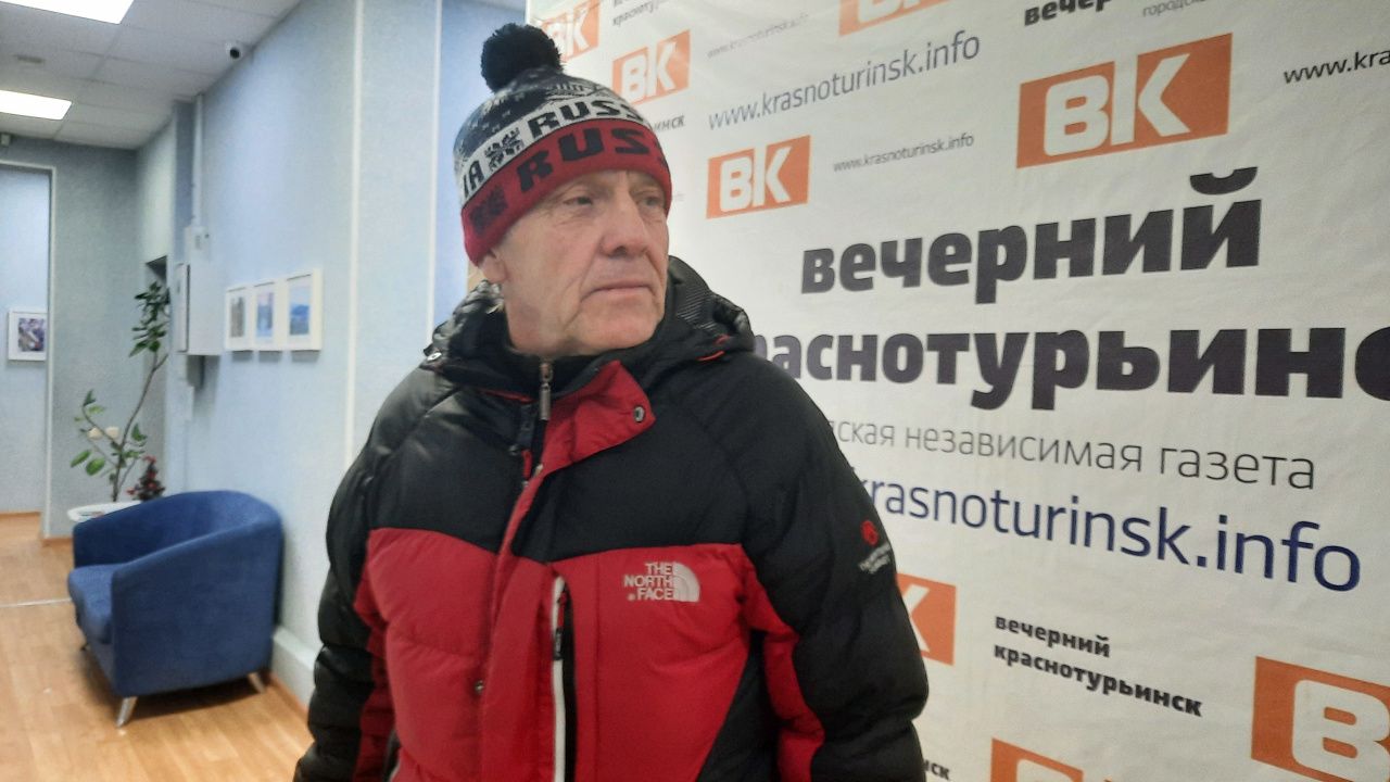 "Слышу, задышал". Бывший педагог спас водителя маршрутки, предотвратив аварию