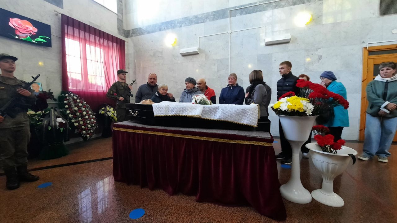 «Имел бронь, но отправился на фронт». Простились с ветераном Великой Отечественной войны