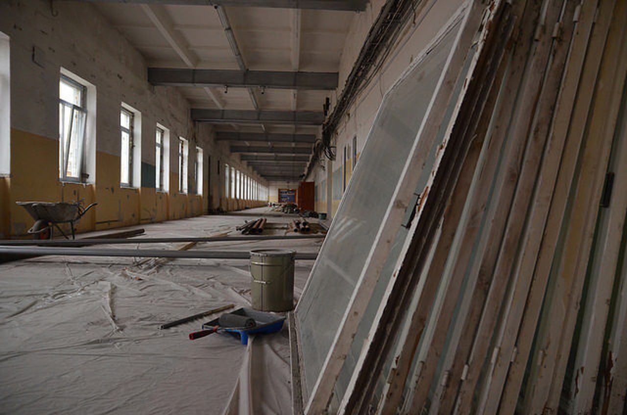 Дополнительным ремонтом стадиона «Маяк» займется фирма из Березовского