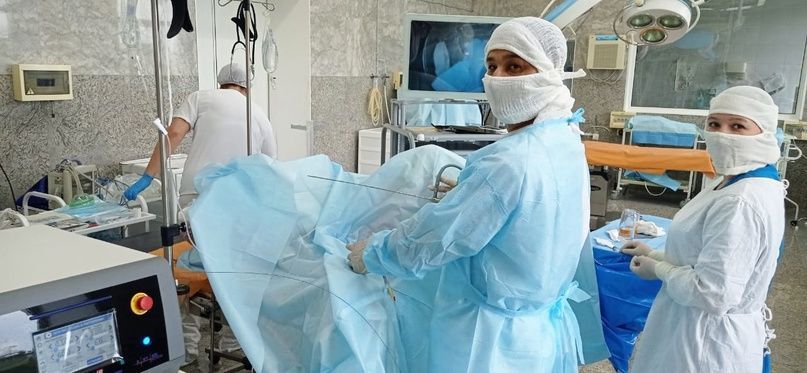 За полгода хирурги извлекли из мочевыводящих путей более полусотни камней