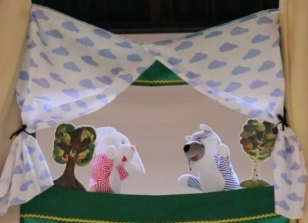 В колонии для женщин поставили кукольный спектакль