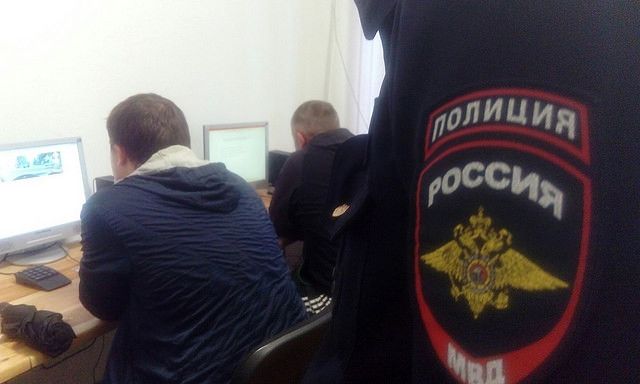 Горожанка, более 10 раз сдававшая экзамены в ГИБДД, купила «водительское удостоверение» 