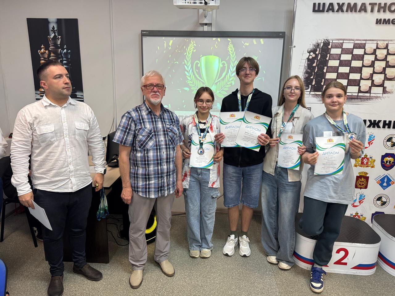 Юные краснотурьинские шахматисты стали вторыми в первенстве области