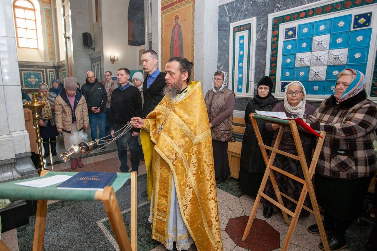 В Краснотурьинске появился новый священник — иеромонах Евангел