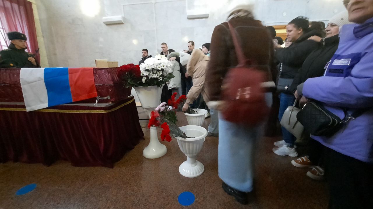 Похоронили Александра Константинова, погибшего на СВО