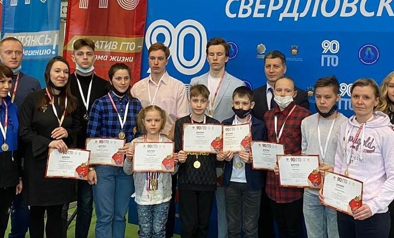 Двое краснотурьинских пловцов получили дипломы Министерства физической культуры и спорта Свердловской области