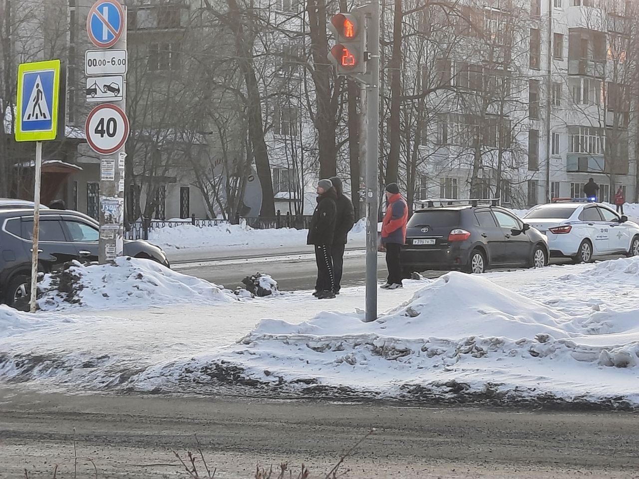 На перекрестке возле краеведческого музея столкнулись две иномарки