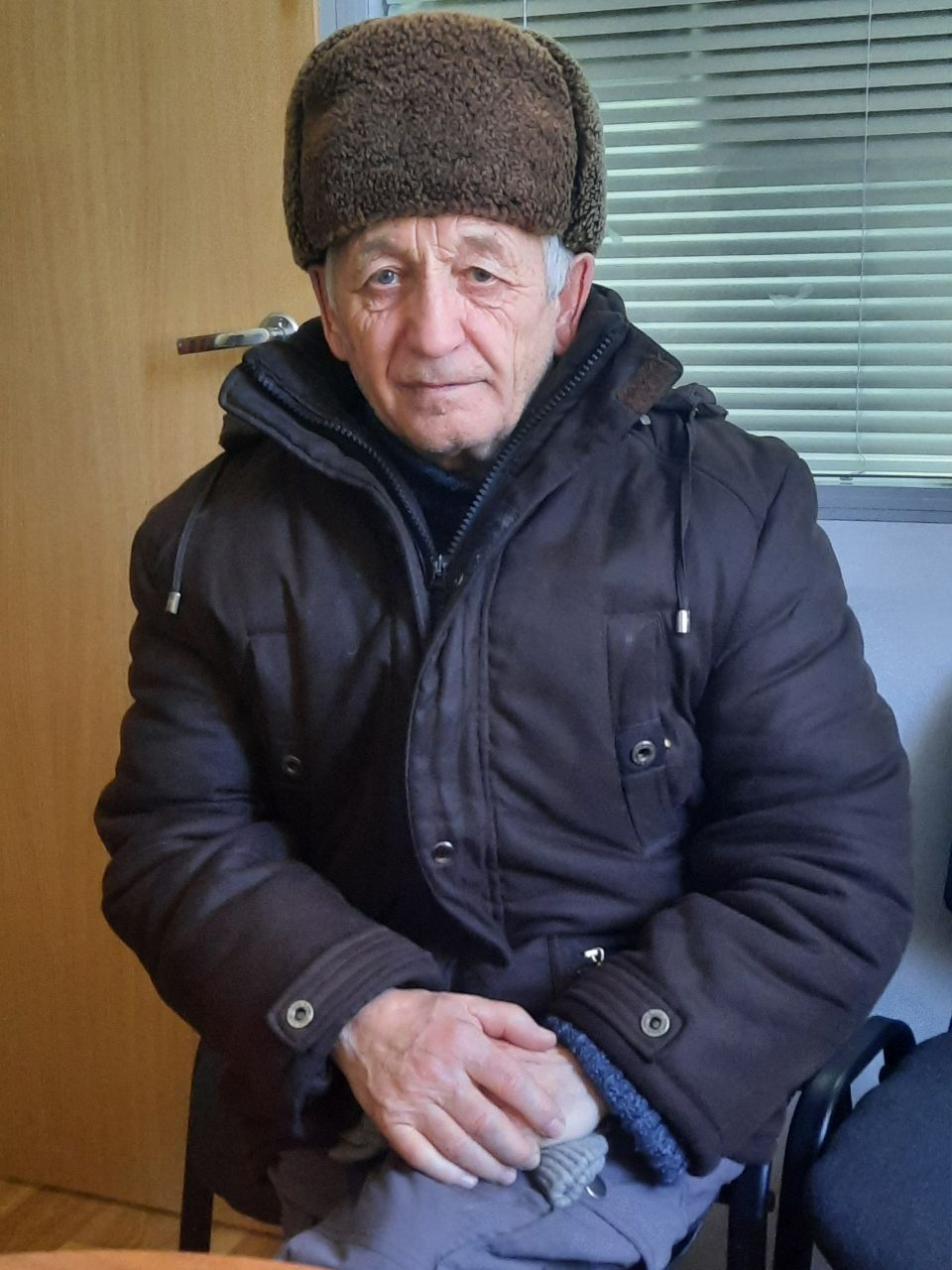 «Они меня терроризируют»: пенсионер жалуется на шумных соседей