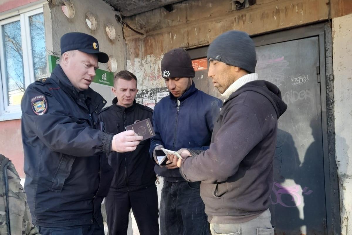 Полиция проводит проверки иностранных граждан в Краснотурьинске