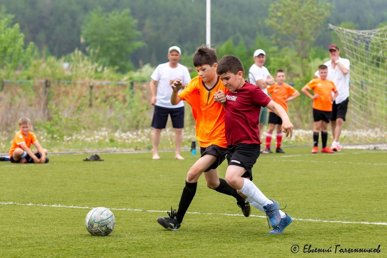 Завтра краснотурьинские мальчишки откроют первенство области по футболу
