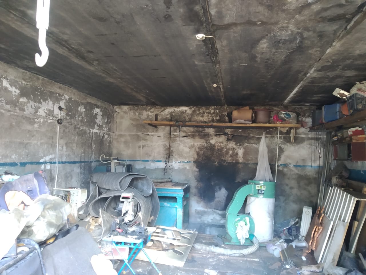 В Краснотурьинске едва не сгорел гараж
