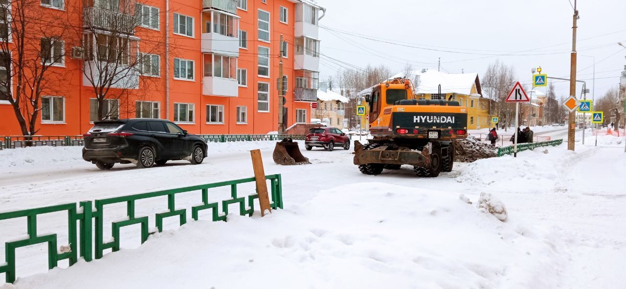 Из-за ремонта канализационного коллектора для проезда закрыли участок улицы Чкалова