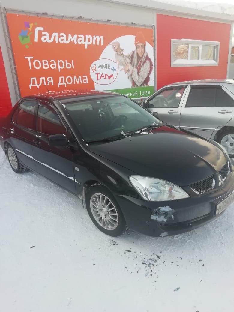 В Краснотурьинске разыскивают авто, уехавшее с места ДТП