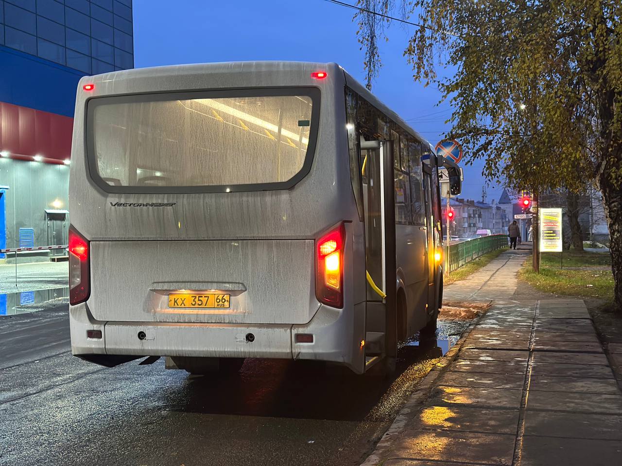 Конфликты в автобусах Карпинск — Краснотурьинск: пассажиры и кондуктора высказывают взаимные претензии