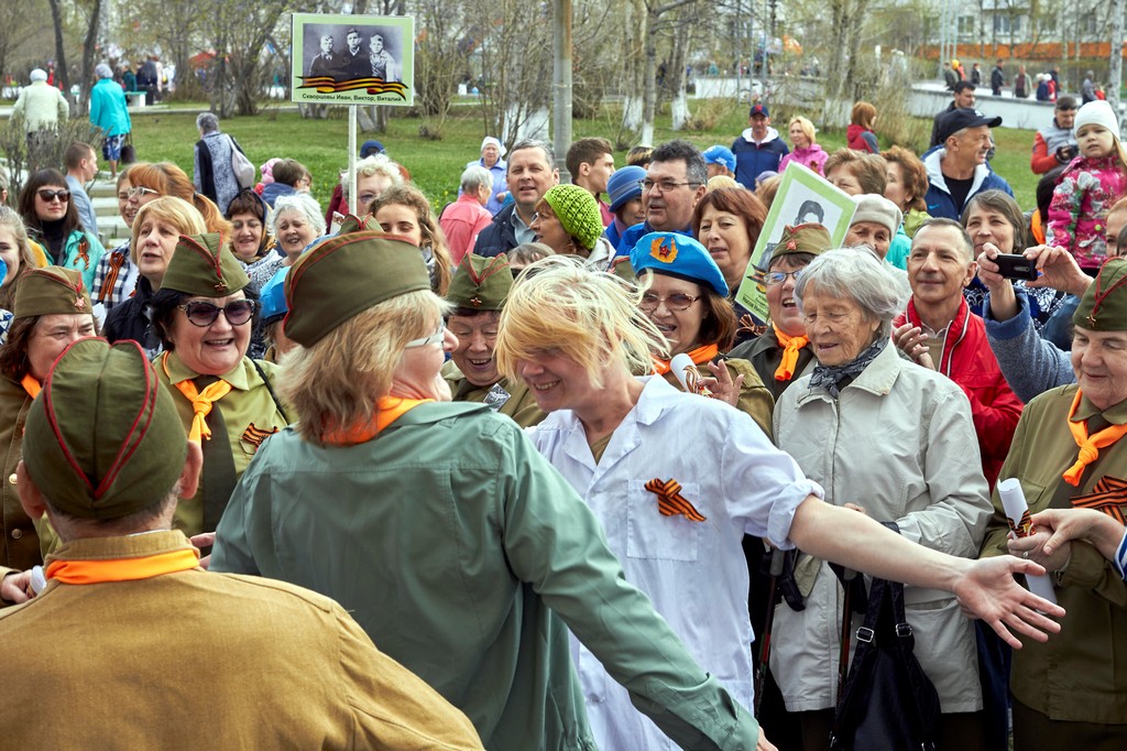 Песню "День Победы" спели более 200 краснотурьинцев