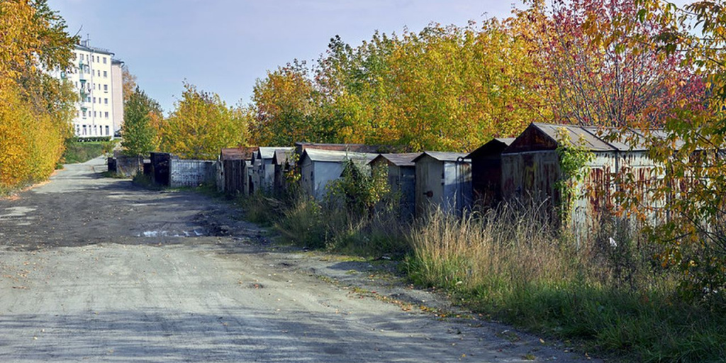 Гаражный городок. Улица старый Кирзавод Краснотурьинск.