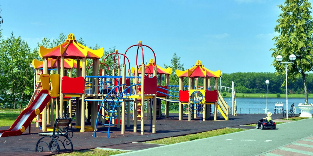 На ремонт сломанных тренажеров на Набережной мэрия потратила почти 500 ...