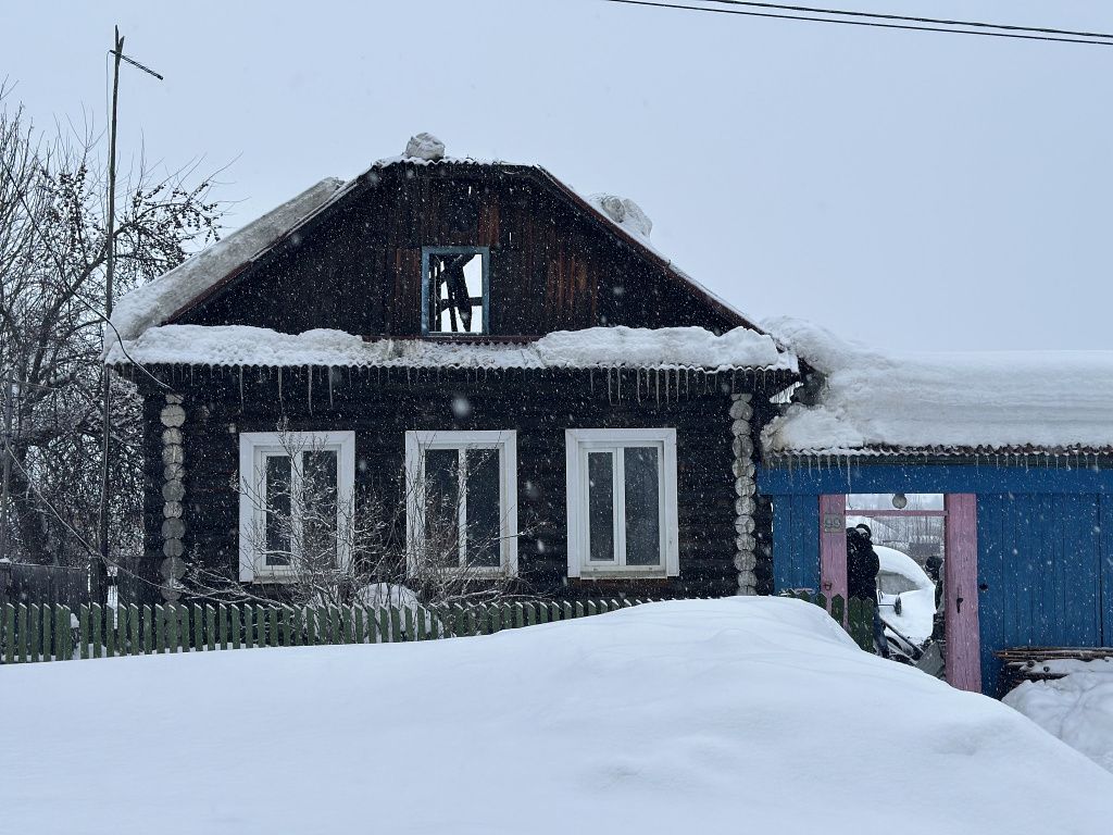 Вероятно, семье понадобится материальная помощь. К теме обязательно вернемся. Фото: Мария Шевнина, «Вечерний Краснотурьинск» Вероятно, семье понадобится материальная помощь. К теме обязательно вернемся. Фото: Мария Шевнина, «Вечерний Краснотурьинск»