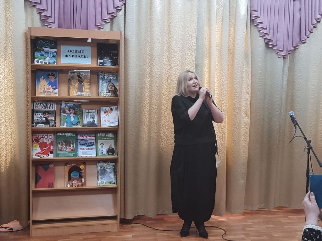 Форум поэтов в этом году был посвящен юбилею Великой Отечественной войны. Фото: Михаил Ломоносов, "Вечерний Краснотурьинск"