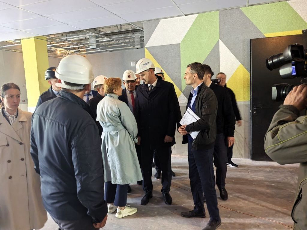 Готовность школы составляет 90%. Фото: Андрей Клейменов, «Вечерний Краснотурьинск»