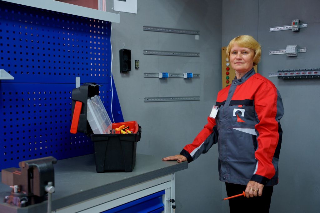 Преподаватель Лариса Вахрушева. Фото: Игорь Воробьев