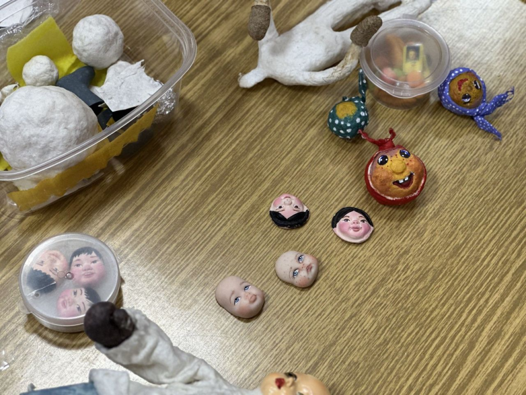 Секреты создания ватных кукол раскрыли на творческой встрече. Фото: Мария Шевнина, "Вечерний Краснотурьинск" Секреты создания ватных кукол раскрыли на творческой встрече. Фото: Мария Шевнина, "Вечерний Краснотурьинск"