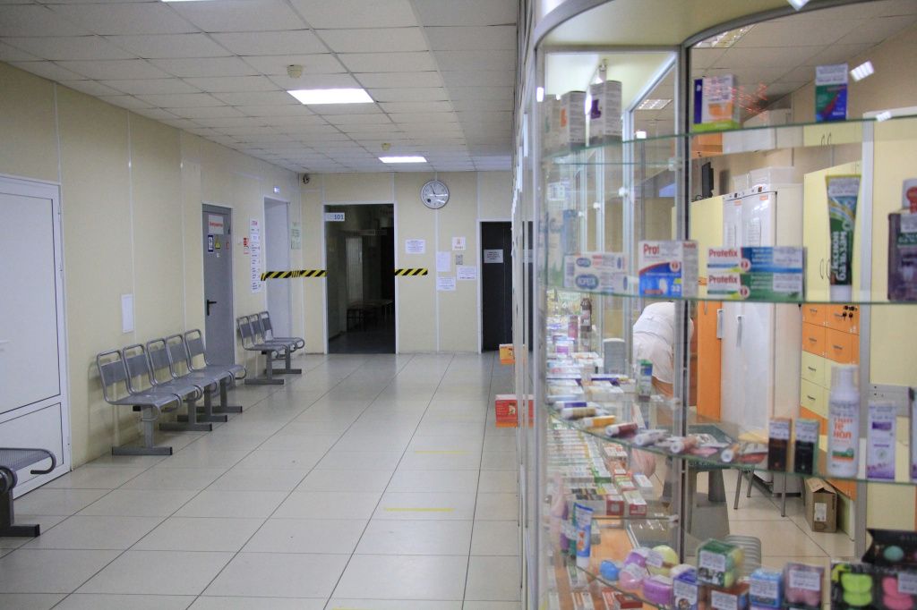 Отсутствие аптеки сильно осложняет жизнь пенсионерам Медной Шахты. Фото: Константин Бобылев, архив "Глобуса"