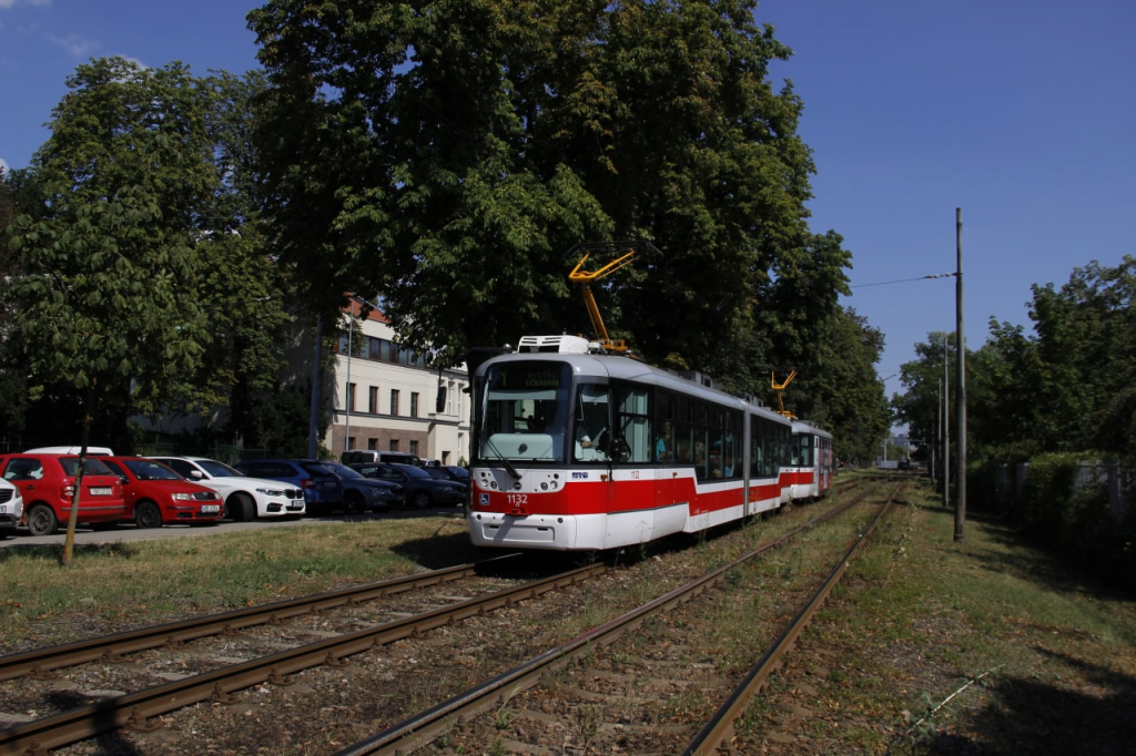 Сейчас в связи с пандемией трамваи в Брно ходят с интервалом в 7 минут. Обычно же ждать нужно не более пяти минут. Фото: Дмитрий Грищук. 