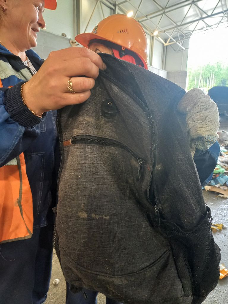 Рюкзак с паспортом студента нашли на мусоросортировочном комплексе в Краснотурьинске. Фото: пресс-служба "Рифея"