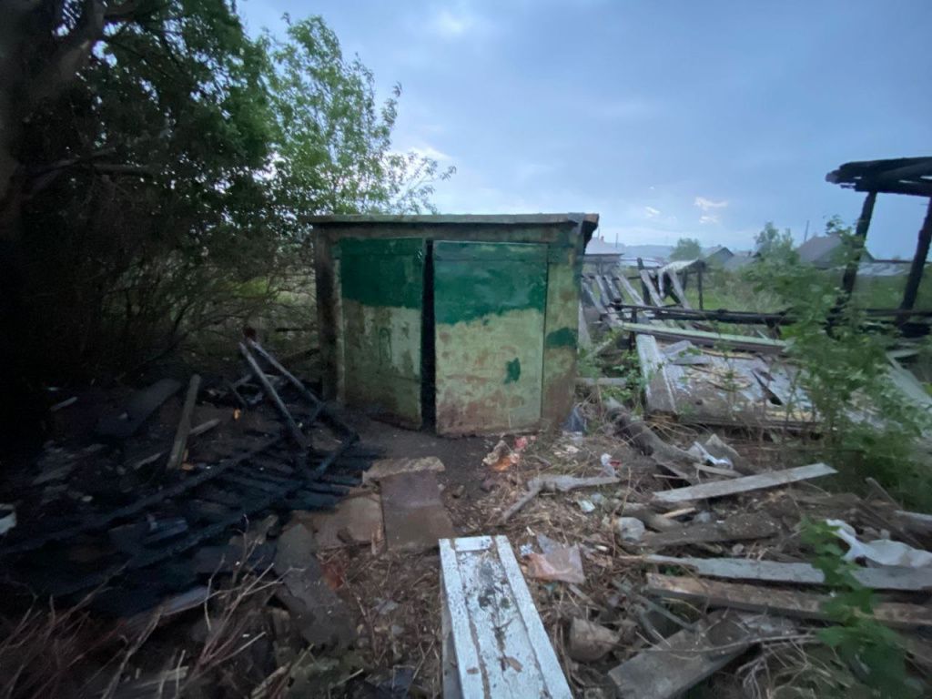 Первого июня произошло три пожара - один из них в районе улицы Уральской, 30. Фото: Даниил Гладких, ОНД