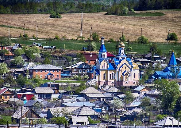 В женском монастыре состоялся престольный праздник. Отметили молитвой, ходом и трапезой