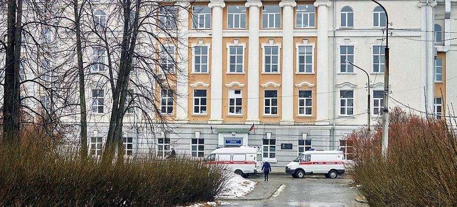 Как работают городские больницы и поликлиники с 1 по 10 мая