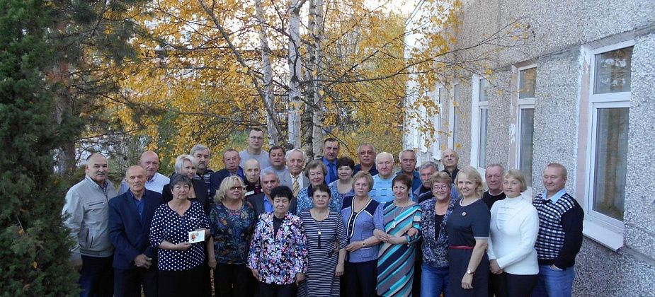 Отдел полиции поздравляет ветеранов ОВД с Днем пожилого человека